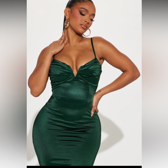 NWT fashion nova mermaid dress size medium ROSE color - Picture 3 of 7